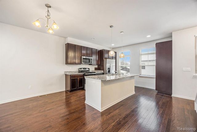 507 Midland Boulevard 26, Royal Oak, MI 48073