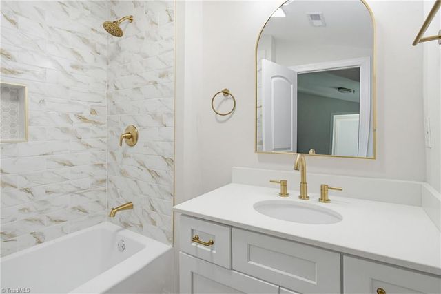 108 Flintfield Drive, Winston-salem, NC 27103