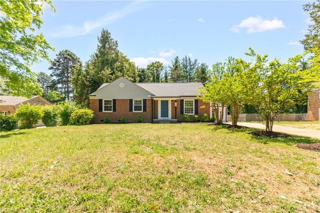 108 Flintfield Drive, Winston-salem, NC 27103