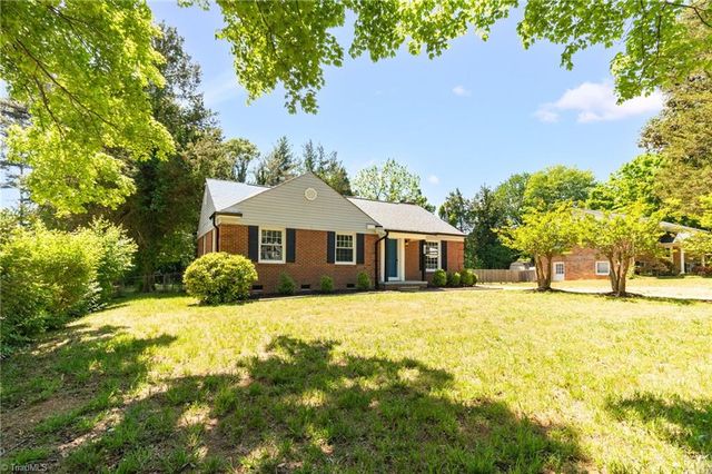 108 Flintfield Drive, Winston-salem, NC 27103