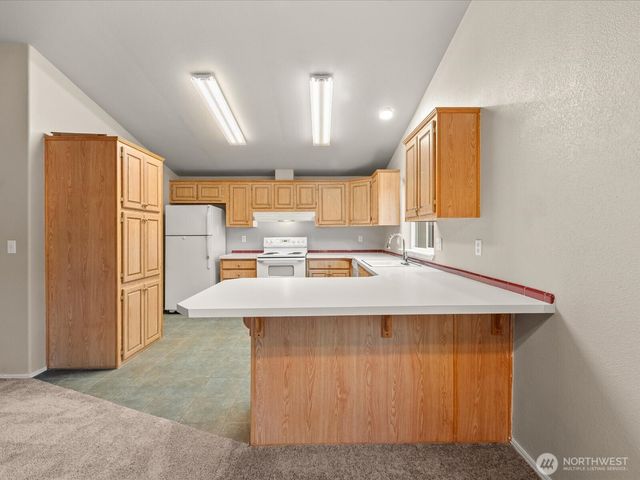 10018 Selma Circle, Anderson Island, WA 98303