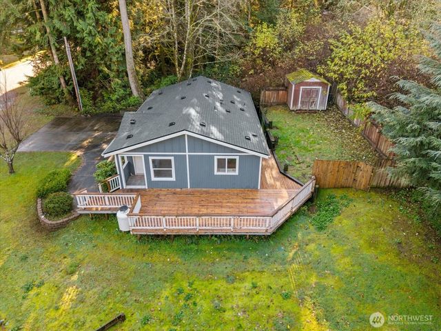 10018 Selma Circle, Anderson Island, WA 98303