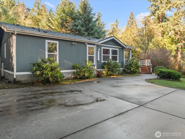 10018 Selma Circle, Anderson Island, WA 98303