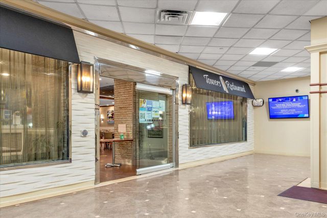 27010 Grand Central Parkway 30V, Floral Park, NY 11005