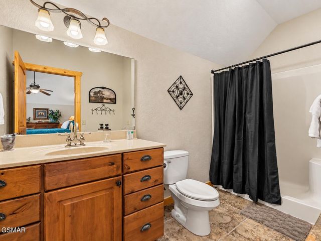 3521 Sand Ridge Way, Pigeon Forge, TN 37863