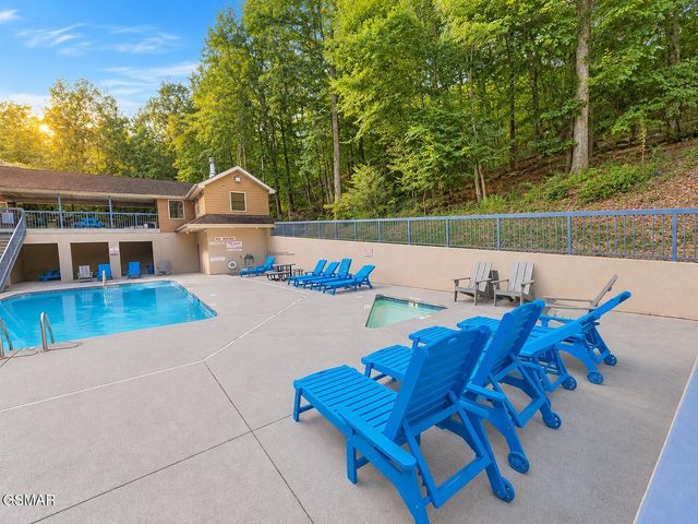 3521 Sand Ridge Way, Pigeon Forge, TN 37863