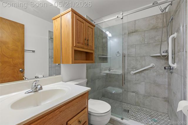 36436 Center Court, Wayne, MI 48184