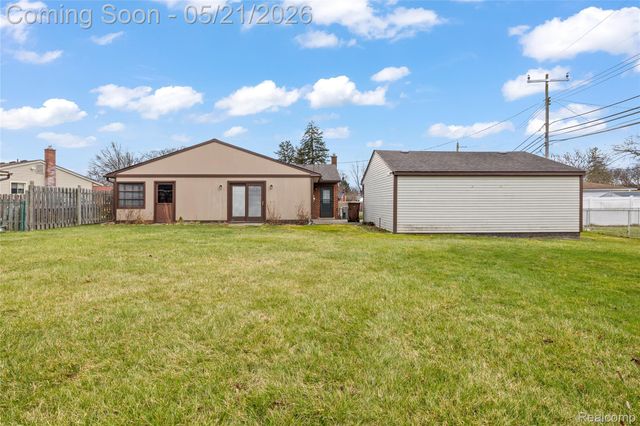 36436 Center Court, Wayne, MI 48184