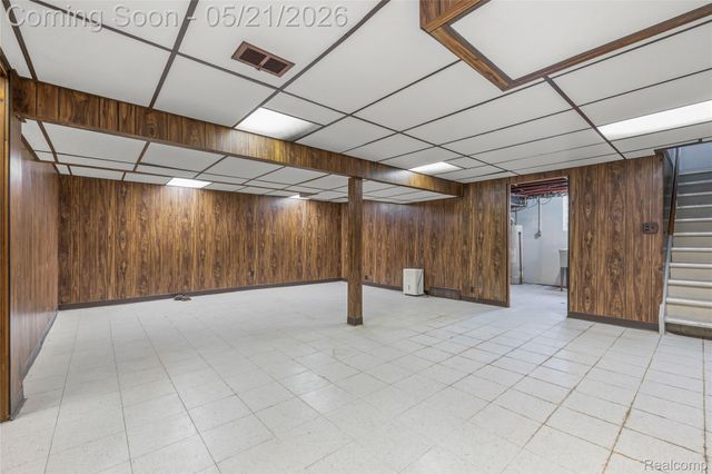 36436 Center Court, Wayne, MI 48184