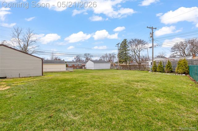 36436 Center Court, Wayne, MI 48184
