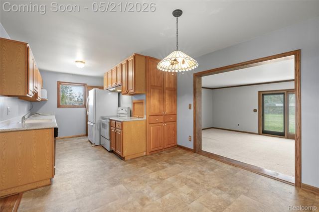 36436 Center Court, Wayne, MI 48184