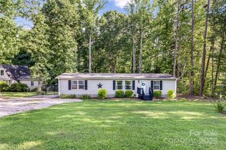 615 Red Leaf Lane, China Grove, NC 28023
