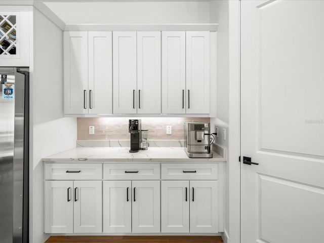 3508 W EUCLID AVENUE, Tampa, FL 33629