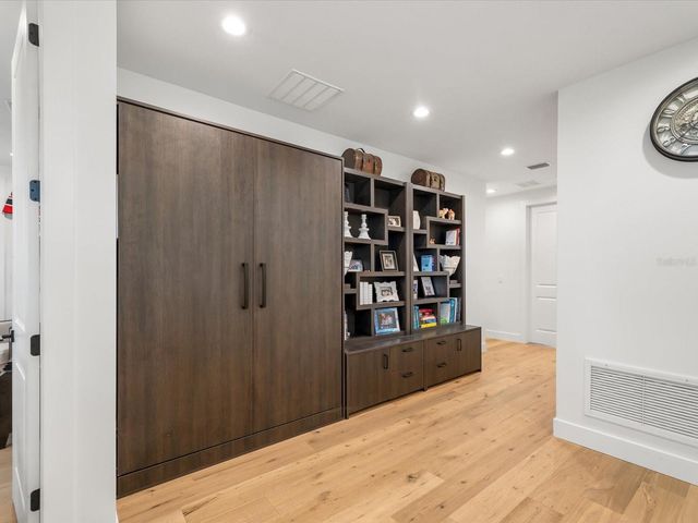 3508 W EUCLID AVENUE, Tampa, FL 33629