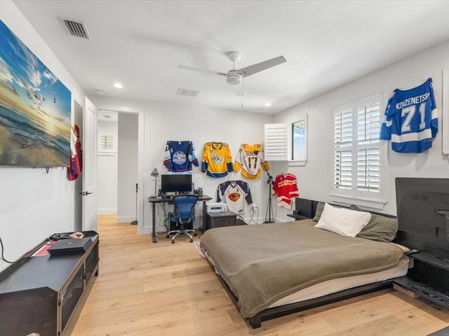 3508 W EUCLID AVENUE, Tampa, FL 33629