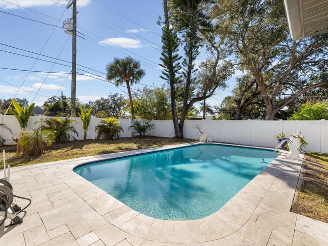 3508 W EUCLID AVENUE, Tampa, FL 33629