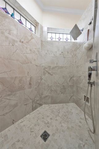 2400 Vineyard Drive, Granbury, TX 76048