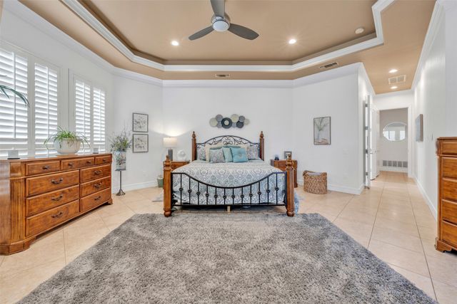 2400 Vineyard Drive, Granbury, TX 76048