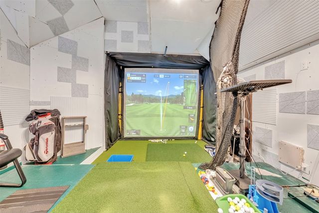 2400 Vineyard Drive, Granbury, TX 76048