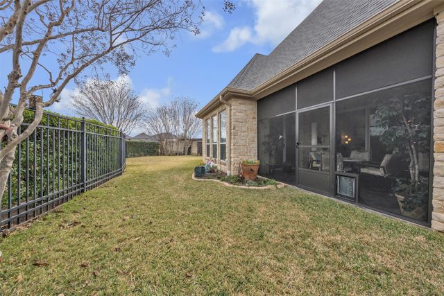 2400 Vineyard Drive, Granbury, TX 76048