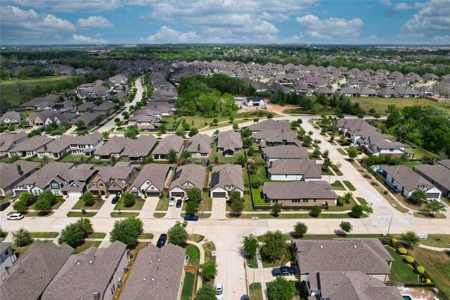 30610 Southern Dewberry Court, Fulshear, TX 77441