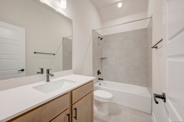 1827 Lost Cedar, New Braunfels, TX 78132