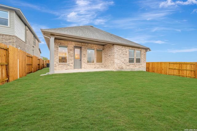 1827 Lost Cedar, New Braunfels, TX 78132