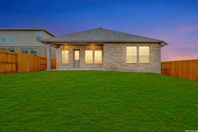 1827 Lost Cedar, New Braunfels, TX 78132