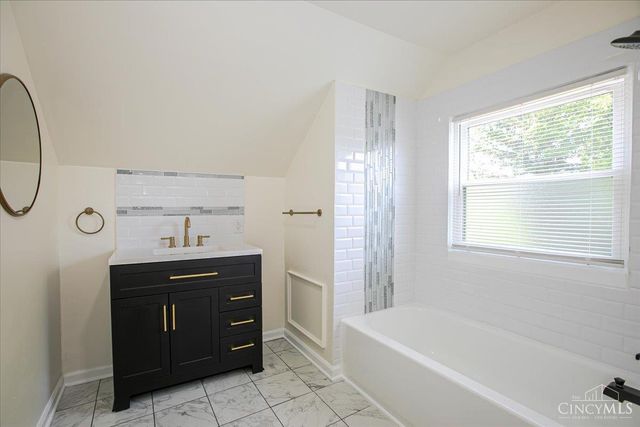 6340 Hamilton Avenue, Cincinnati, OH 45224