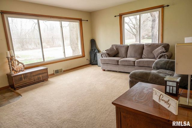 6923 W WHEELER Road, Peoria, IL 61607