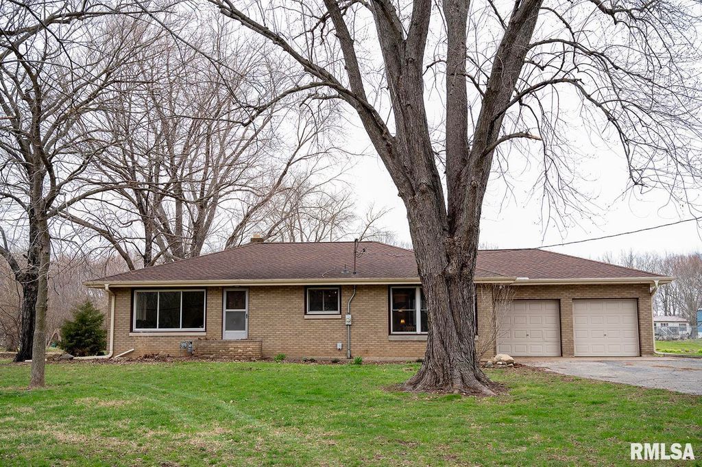 6923 W WHEELER Road, Peoria, IL 61607