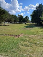 NE 7th Street, Wagoner, OK 74467