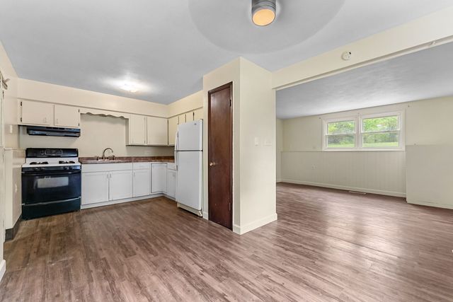 1109 8th Avenue, Silvis, IL 61282