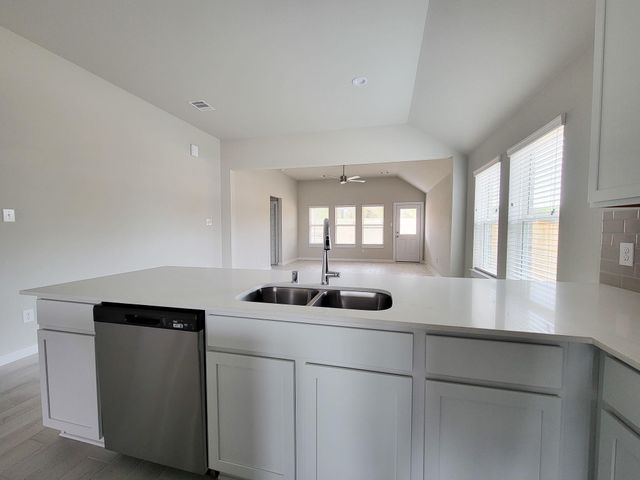 902 Cold Snow Drive, Houston, TX 77090