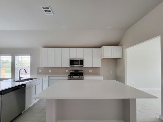 902 Cold Snow Drive, Houston, TX 77090