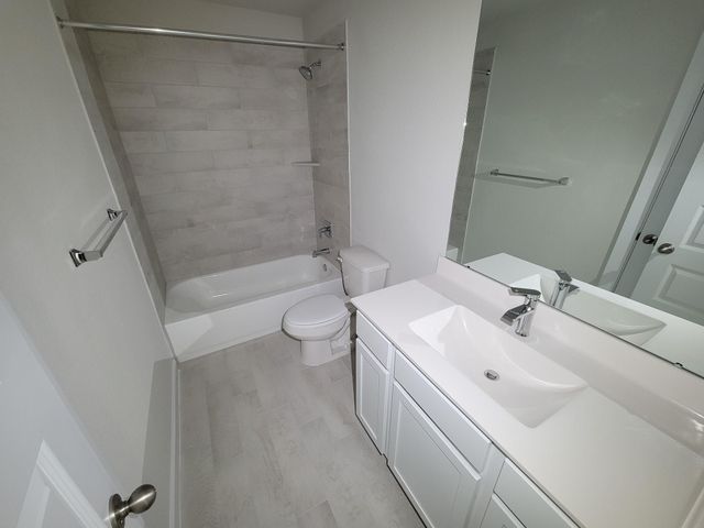 902 Cold Snow Drive, Houston, TX 77090