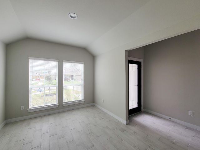 902 Cold Snow Drive, Houston, TX 77090