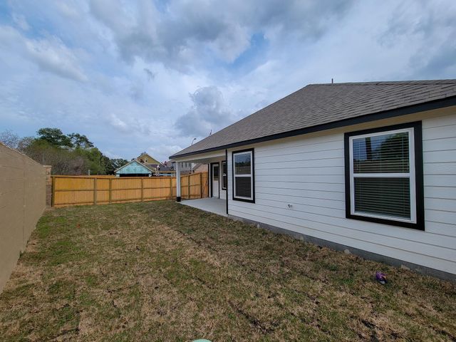 902 Cold Snow Drive, Houston, TX 77090