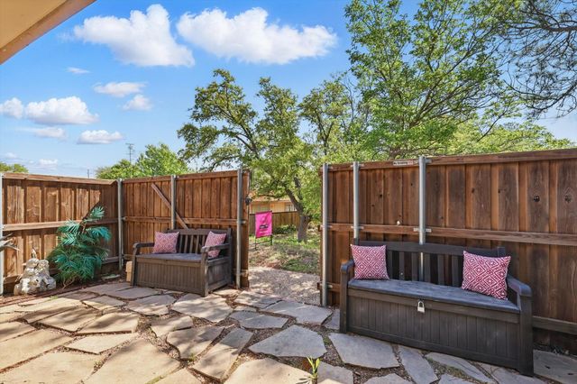 2700 Stonehaven Court, Irving, TX 75038