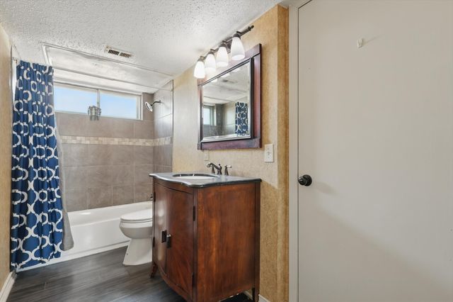 2700 Stonehaven Court, Irving, TX 75038