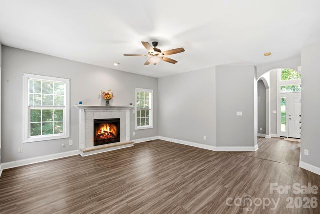 137 Purple Finch Lane, Mooresville, NC 28117