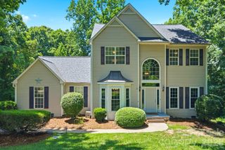 137 Purple Finch Lane, Mooresville, NC 28117
