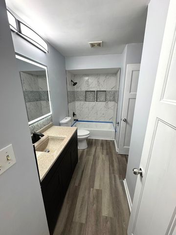 4177 192nd Court 244, Country Club Hills, IL 60478