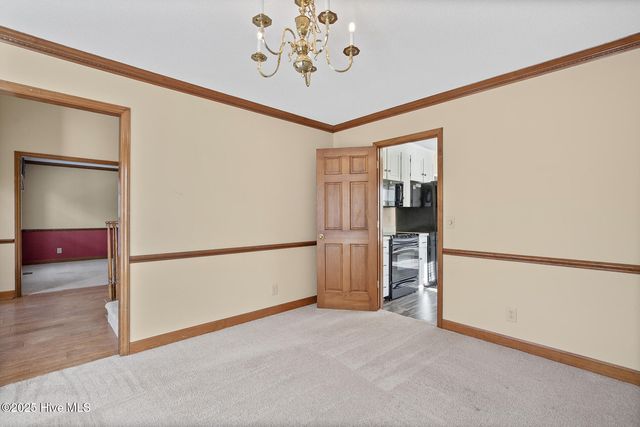 3325 Amber Drive, Wilmington, NC 28409