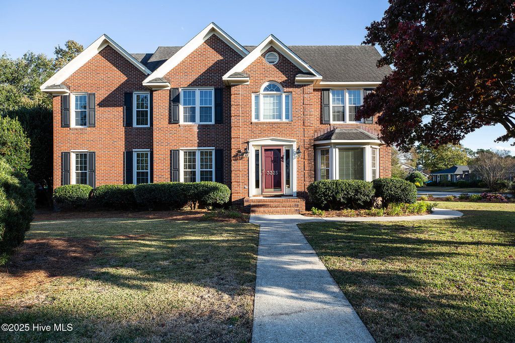 3325 Amber Drive, Wilmington, NC 28409