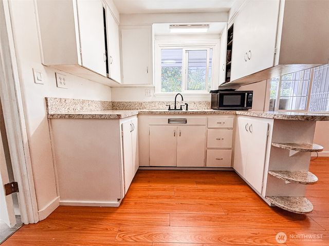 609 Virginia Avenue, Sedro Woolley, WA 98284