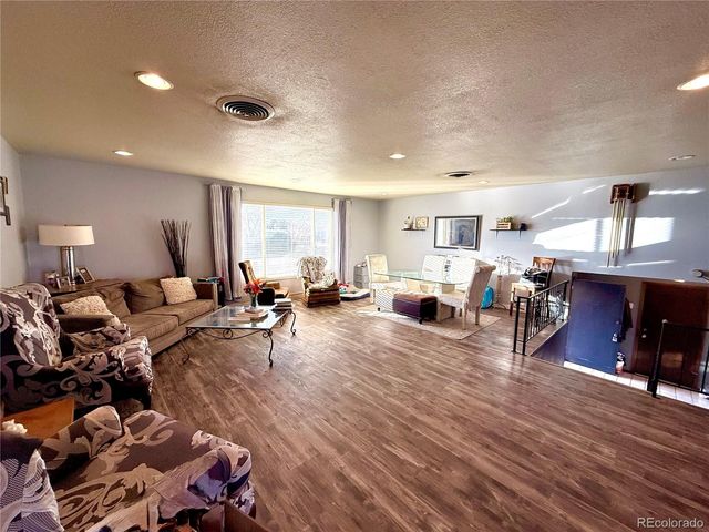 110 Encino Drive, Pueblo, CO 81005