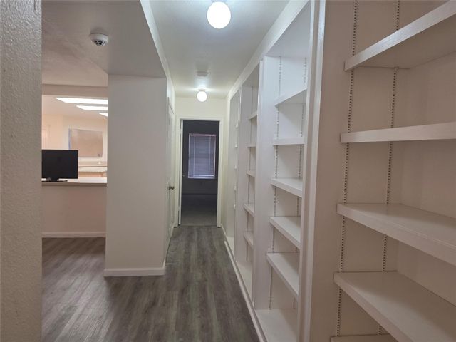 1216 Bradbury LN, Austin, TX 78753