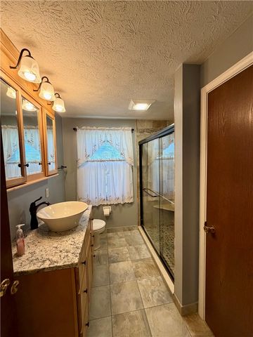 1391 Brookedge Drive, Hamlin, NY 14464