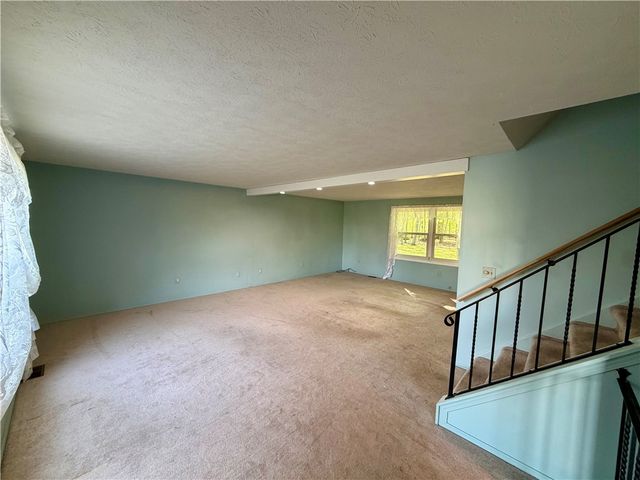 1391 Brookedge Drive, Hamlin, NY 14464